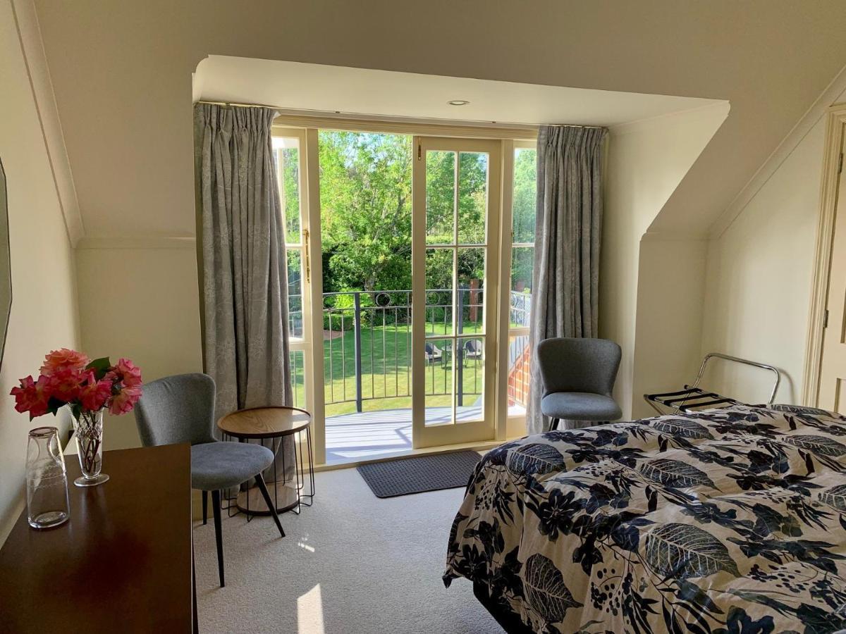 פלמרסטון נורת' Pin Oaks Luxury Bed & Breakfast מראה חיצוני תמונה