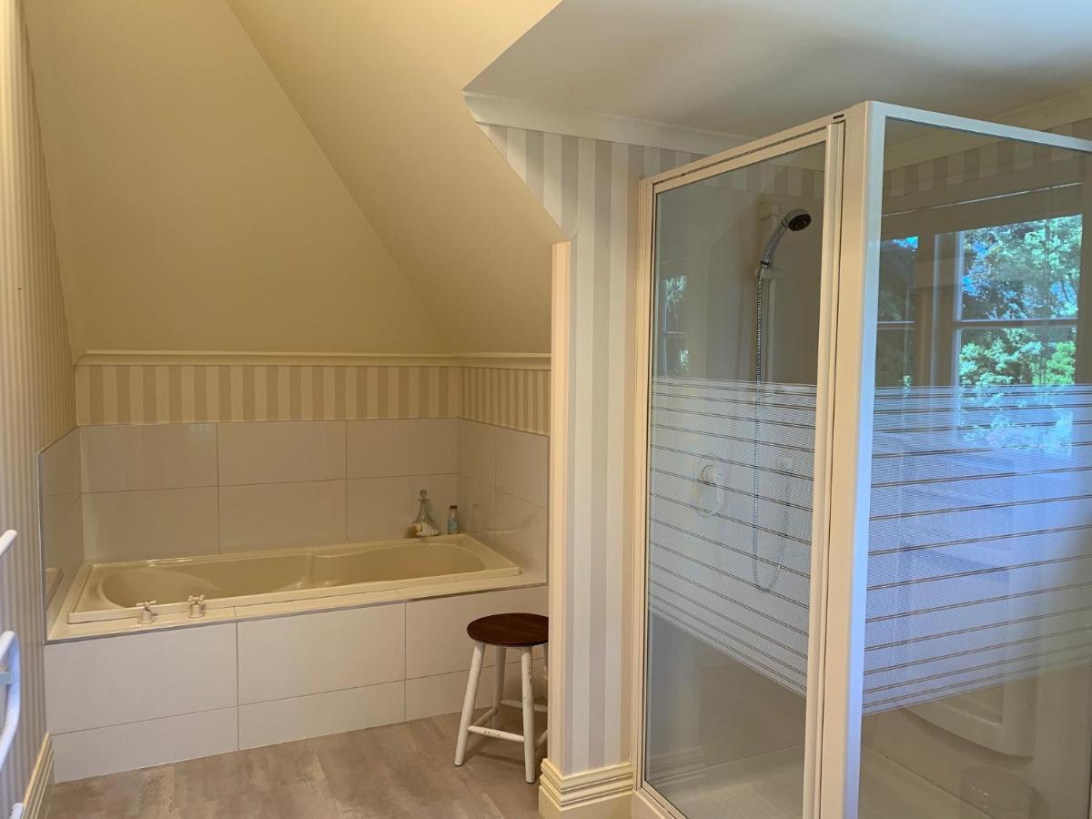 פלמרסטון נורת' Pin Oaks Luxury Bed & Breakfast מראה חיצוני תמונה